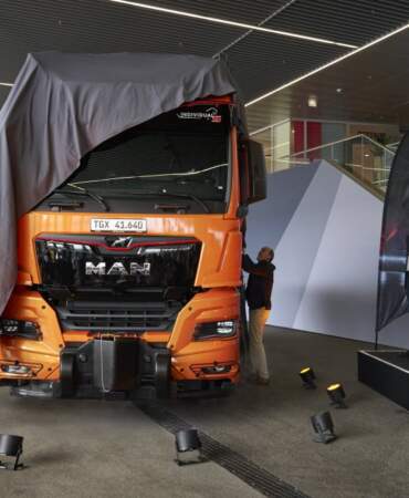 MAN, 250 tonluk yeni çekicisini seri üretime aldı