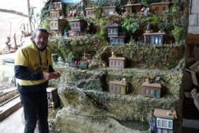Oğluna oyuncak yapmak için başladı, 15 yılını ahşaplara verdi! Şimdi hareketli sanat eserlerine dönüşüyor