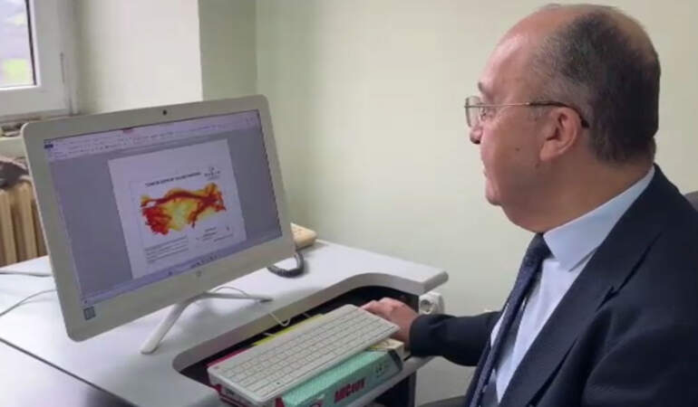 Prof. Dr. Zeybek: Büyük depremler bombalamayla meydana gelmez