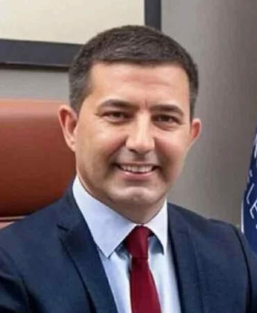 Kuşadası Belediye Başkanı Günel tutuklandı
