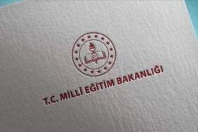 Öğretmen atamalarında yeni dönem resmen başladı: Milli Eğitim Akademisi hazırlık eğitimi ve 32 bin TL maaş Resmi Gazete’de