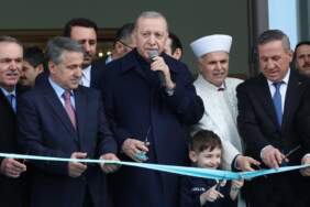 Erdoğan: Milli ve manevi kimliğimize sahip çıkmaya devam edeceğiz