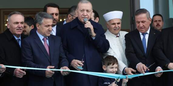 Erdoğan: Milli ve manevi kimliğimize sahip çıkmaya devam edeceğiz