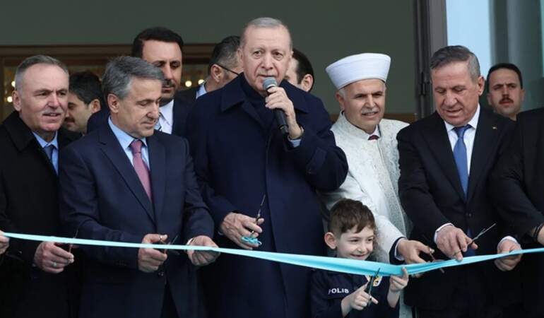 Erdoğan: Milli ve manevi kimliğimize sahip çıkmaya devam edeceğiz