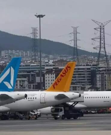 Bayram ve ara tatil yoğunluğuna karşı iç hatlarda 867 ek uçuş planlandı
