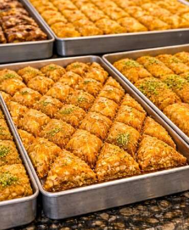 Bayram öncesi tatlı telaşı başladı! Bayramda en çok tercih edilen tatlılar belli oldu: 2026 onların yılı olacak