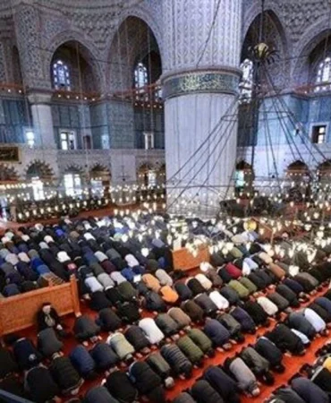2026 İl il bayram namazı saatleri: İstanbul, Ankara ve İzmir’de namaz saat kaçta?
