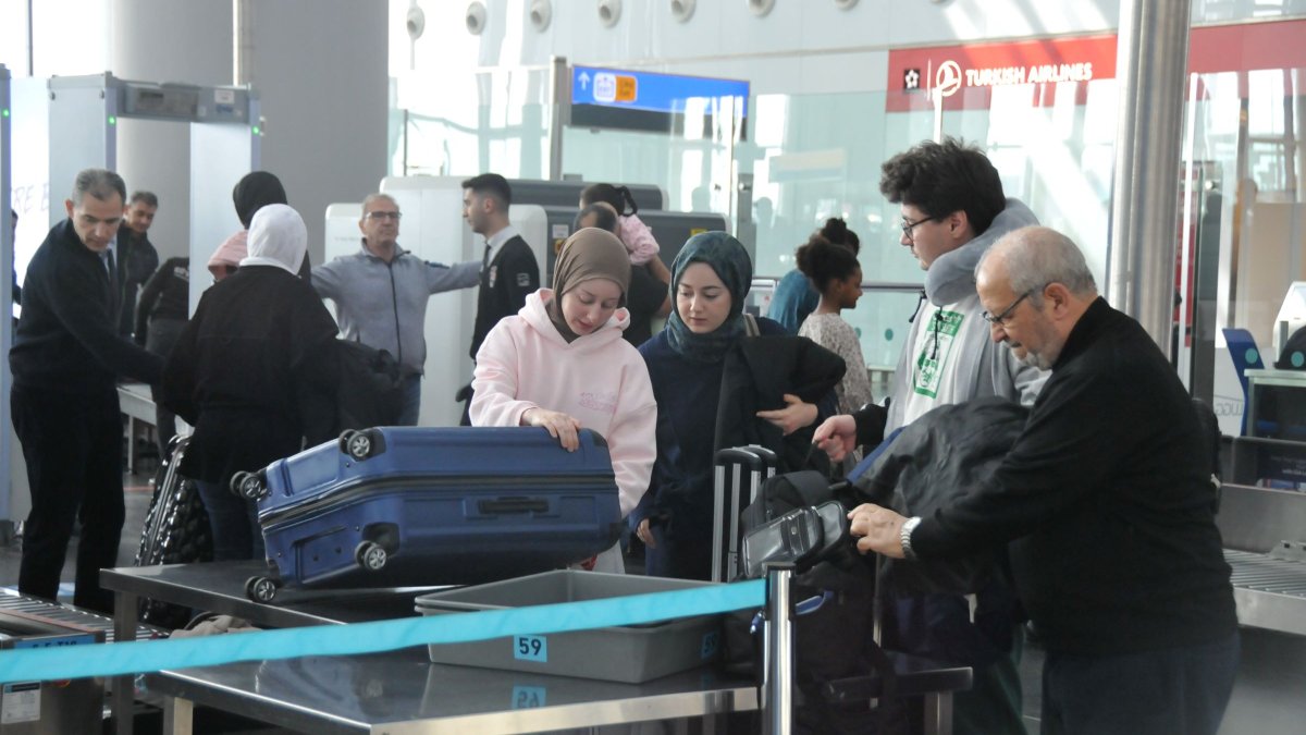 İstanbul’daki iki havalimanında arife yoğunluğu: 2 bin 281 uçuş gerçekleşecek