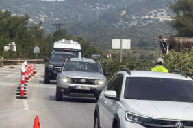 Bodrum’da bayram yoğunluğu: 24 saatte 25 bin araç giriş yaptı