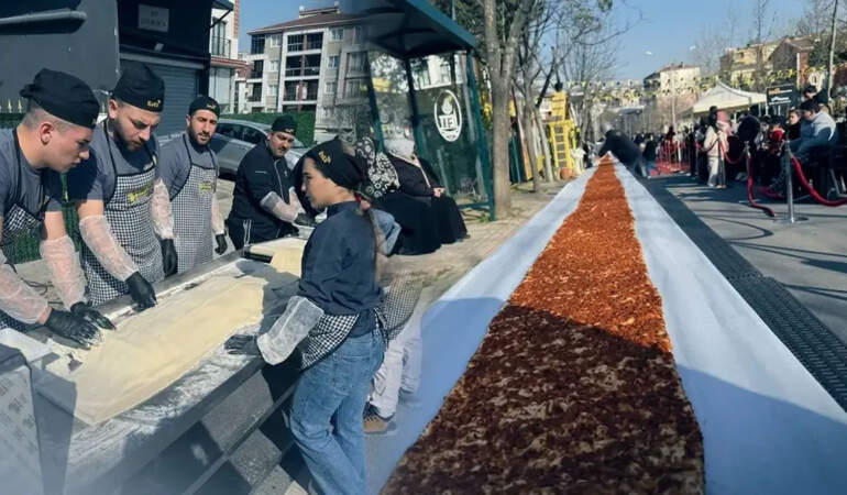 Beylikdüzü’nde dev lezzet: 63 metrelik lahmacunla dünya rekoru kırıldı!