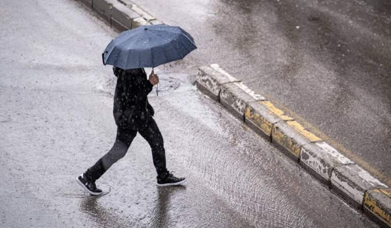 Meteoroloji 10 ili sarı kodla uyardı: Sağanak,  kar ve sel geri döndü