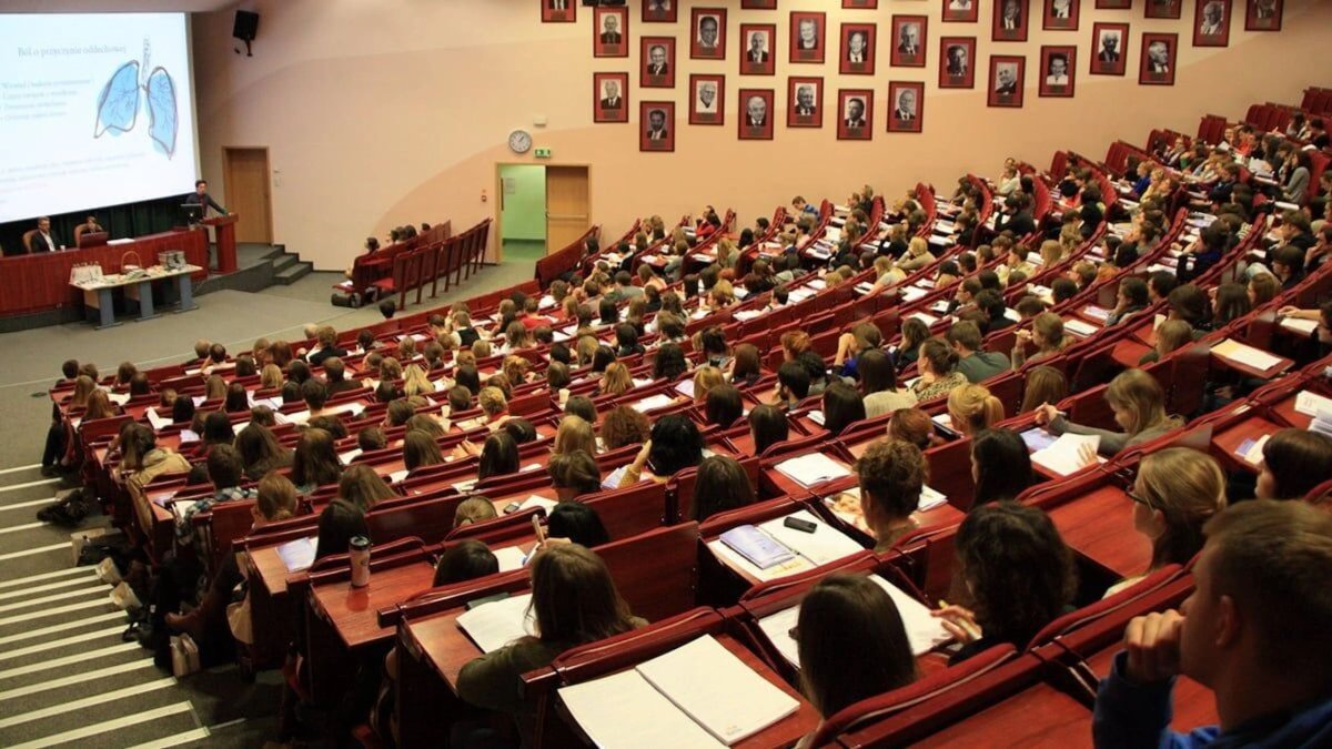 Üniversite kapıları yeniden açılıyor: AK Parti’den “süre şartlı” yeni öğrenci affı modeli