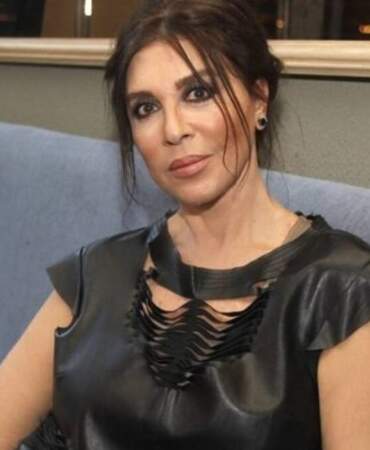 Nebahat Çehre: 19 parça mücevherim çalındı
