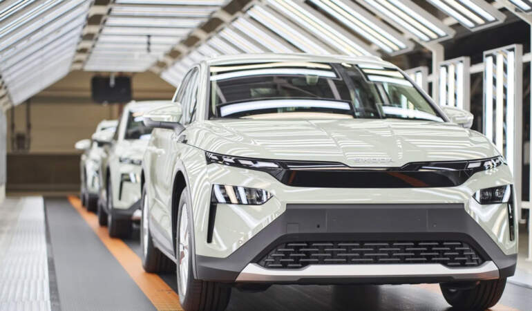 Skoda Elroq ve Enyaq’ta LFP batarya dönemi: Yüzde 30 maliyet avantajı