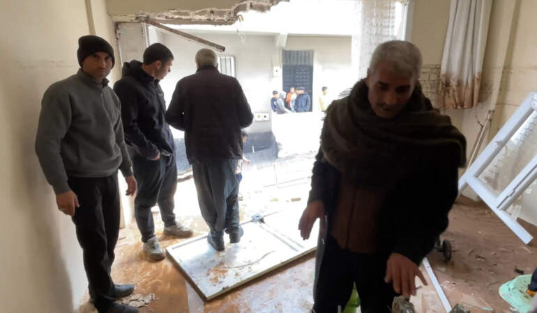 Şanlıurfa’da sel felaketi: 7 kişilik aile son anda kurtuldu