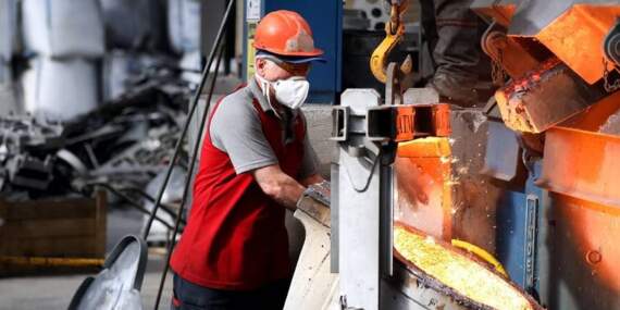 12 ay süre verildi: Belgesi olmayan bu işlerde çalışamayacak