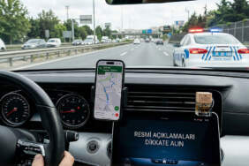 Araç içi telefon tutacağı yasak mı? Araç içinde makyaj cezası gerçek mi? Araç kokusu cezası var mı? Yalan haber yayanlar takibe alındı