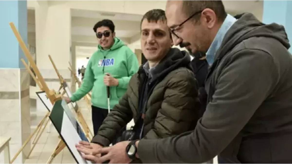 Görme engellilerin sanat tutkusu yarıda kalmayacak! Dokunarak tüm resimleri hissedecekler