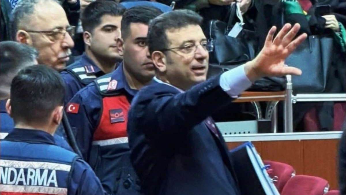 İBB davasında gerginlik sürüyor: 9’uncu duruşmada CHP’li vekillere sınırlama