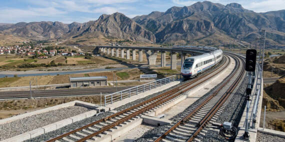Yeni demiryolu hatları hangileri? Raylı sistem projeleri ne zaman bitiyor? 2026 yılında bitecek dev yatırımlar