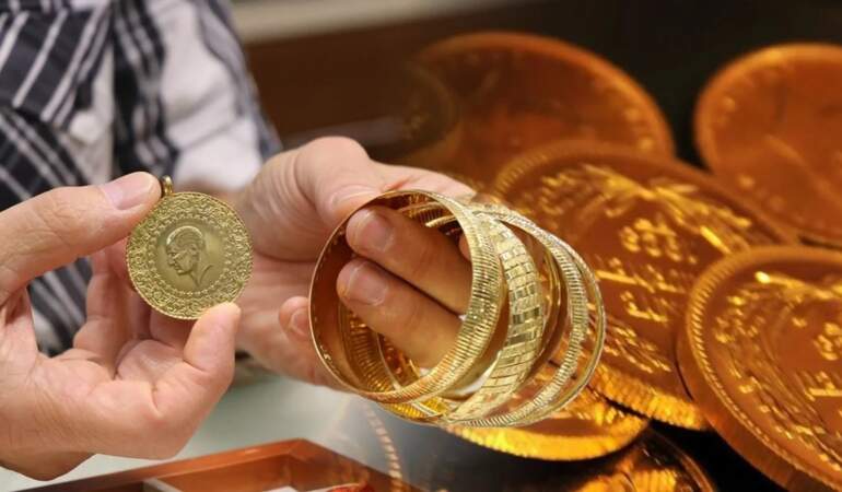 Altın fiyatlarında yön değişti: Gram altın, 7 bin lirayı geçti