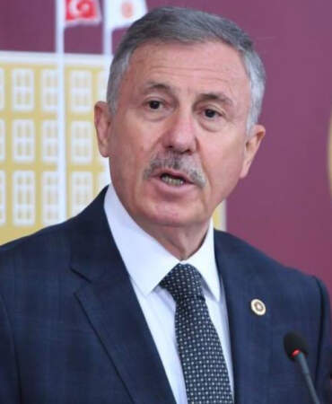 Özdağ’dan şeffaflık çağrısı: Mal varlıkları açıklansın