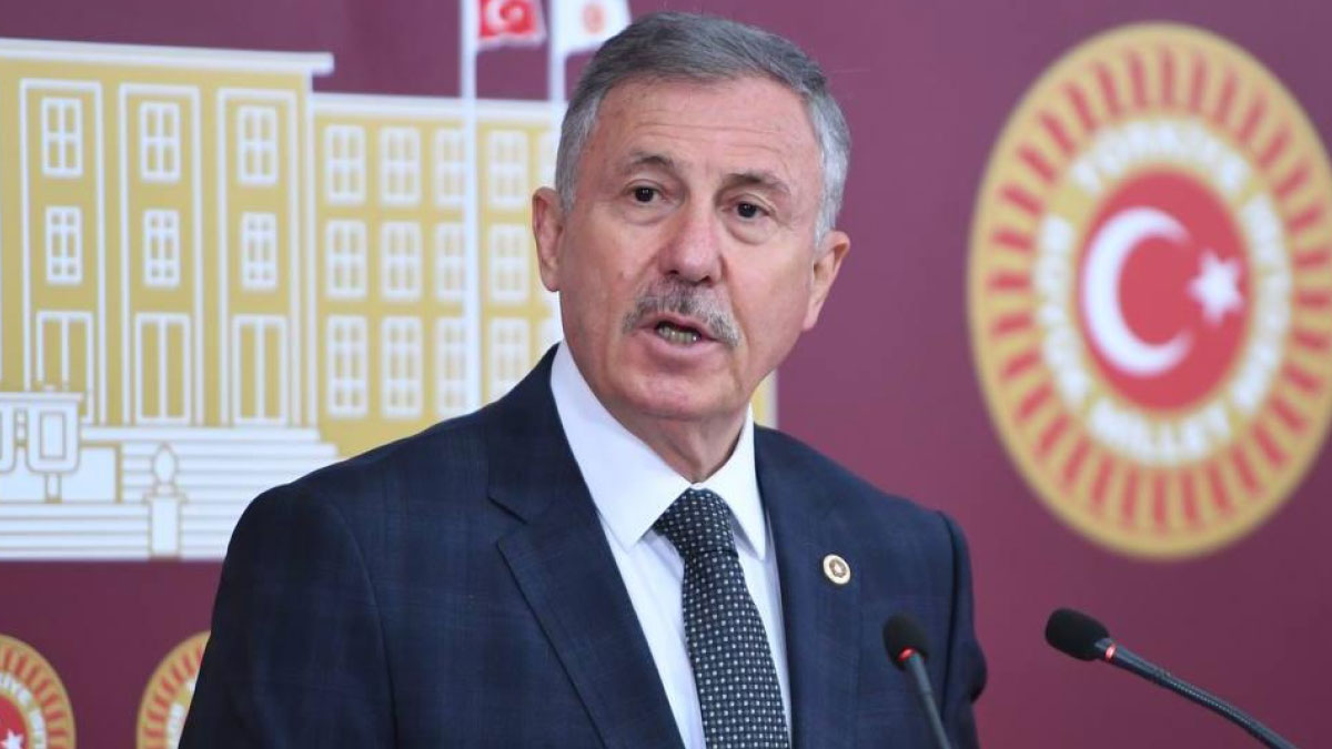 Özdağ’dan şeffaflık çağrısı: Mal varlıkları açıklansın