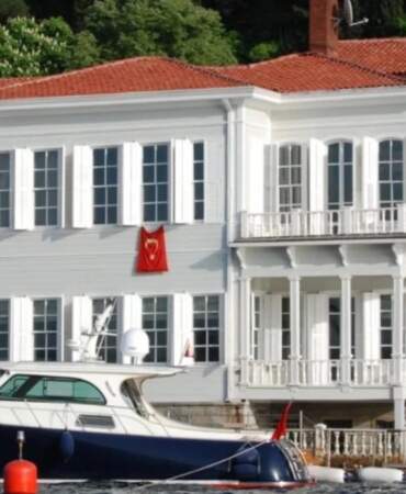 Kurtlar Vadisi’nin ikonik yalısı satışta