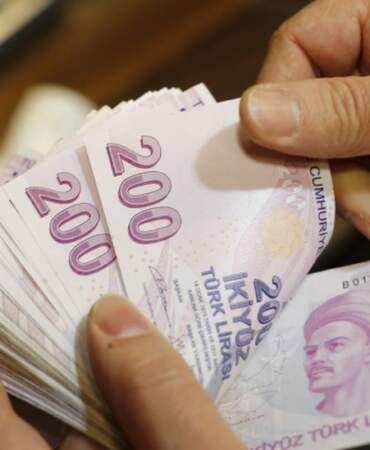 Yaşa göre evlilik kredisi limitleri güncellendi! 250 Bin TL kredi kimlere, nasıl verilecek?