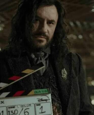 Giray Altınok’tan yeni dizi müjdesi! Gustav Maier’in Tuhaf Hikayesi’nden ilk kareler geldi