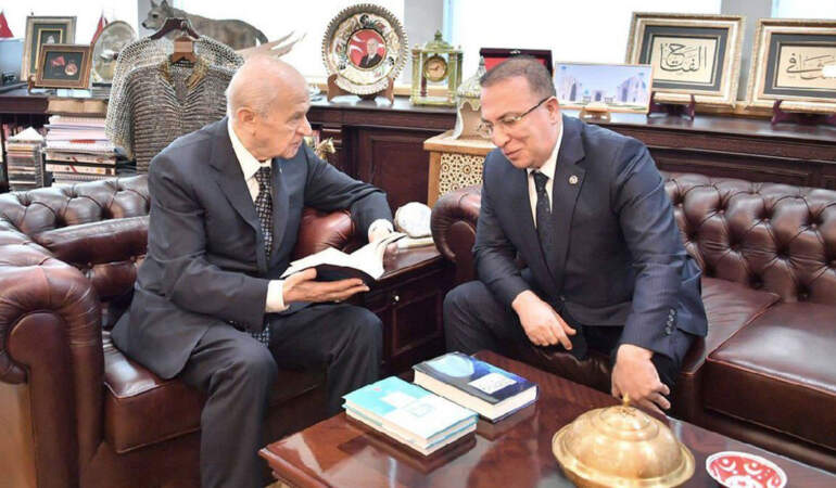 MHP’de ‘ajan’ tartışması: İzzet Ulvi Yönter görevinden istifa etti