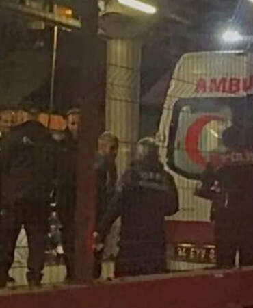 İstanbul’da metrobüs kazası: Kadının ayağı ezildi