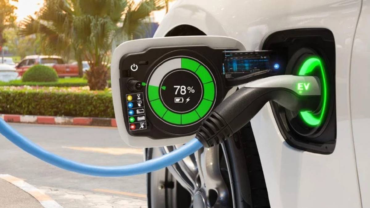 Elektrikli araçlarda ‘mucize’ batarya devrimi: 5 dakikada şarj 1400 kilometre menzil