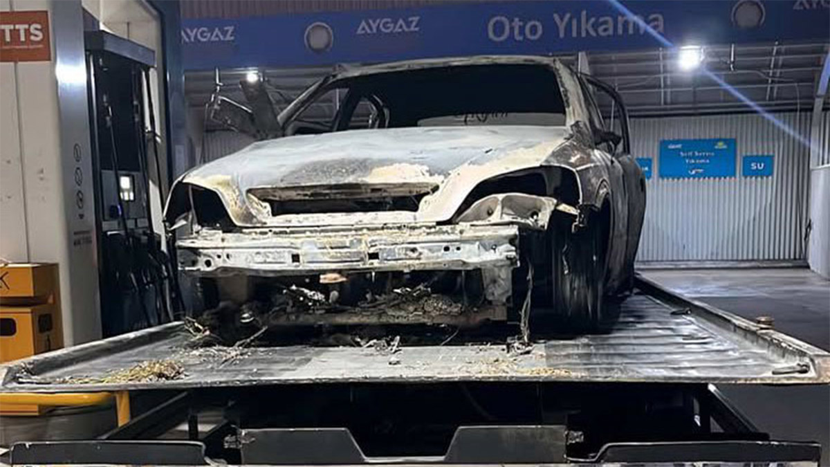 Sakarya’da şüpheli olay! Yanan otomobilden insan kemikleri çıktı