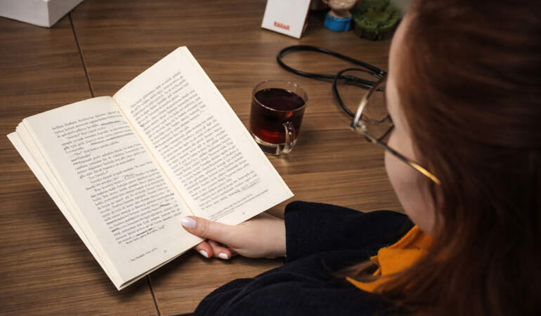 Beyni canlı tutan alışkanlık: Kitap okumak