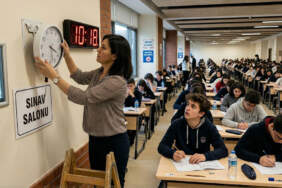 Okullardan analog saat kaldırılıyor mu? Okullarda dijital saat zorunlu mu? Genç neslin zaman okuma becerileri zayıflıyor