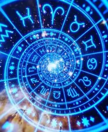 Astrolojide bugün: Hangi burçlar kazanıyor, kimler dikkat etmeli?
