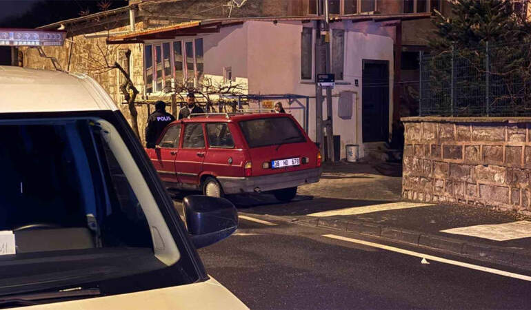 Cezaevinden izinli çıktı, 2 saatte 2 kez alkollü araç kullanırken yakalandı