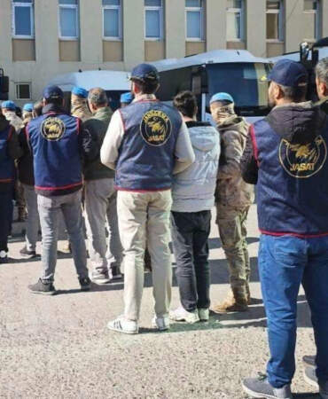 Diyarbakır’da çeşitli suçlardan aranan 162 hükümlü, JASAT tarafından yakalandı