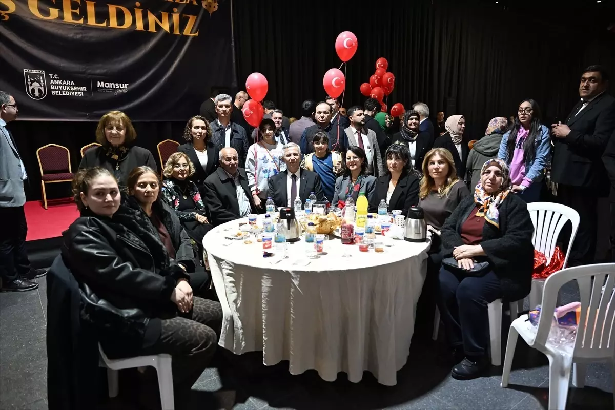 ABB Başkanı Yavaş, şehit aileleri ve gazilerle iftarda buluştu