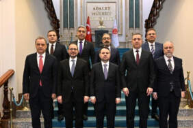 Adalet Bakanı Akın Gürlek Türkiye Barolar Birliği Başkanı Erinç Sağkan ve Beraberindeki Heyet ile Görüştü