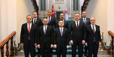 Adalet Bakanı Akın Gürlek Türkiye Barolar Birliği Başkanı Erinç Sağkan ve Beraberindeki Heyet ile Görüştü