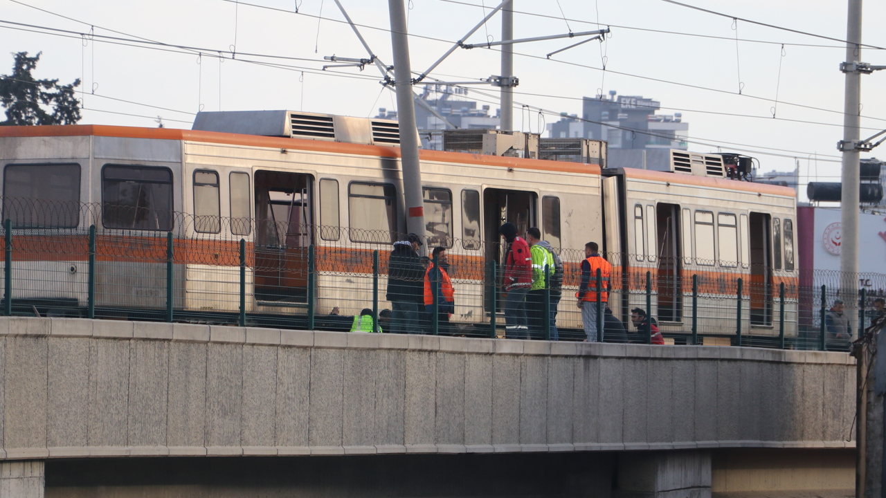 Adana’da Korku Dolu Anlar! Vagon Raydan Çıktı