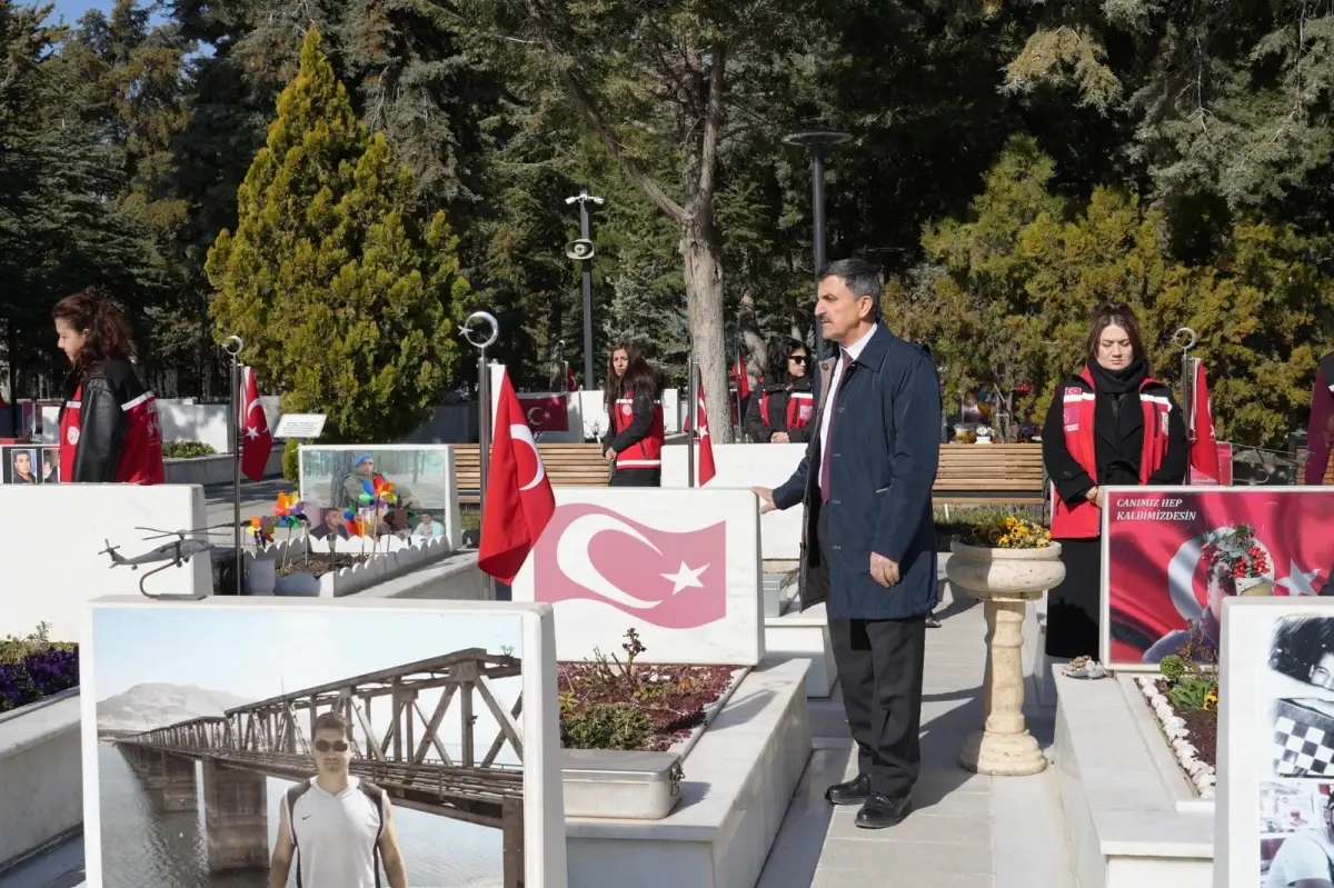 Aile ve Sosyal Hizmetler Bakanlığı’ndan Ankara’da şehitlik ziyareti