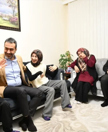 Özel Gereksinimli Kardeşlere Umre Sözü