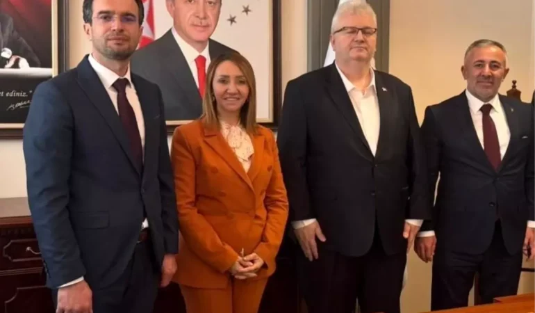 AK Partili belediye başkanları ilçelerin talepleri bakanlıklara taşıdı