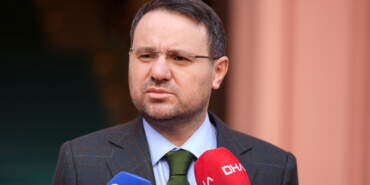 Akın Gürlek’in Mal Varlığını Sorgulayan Tapu Müdürü Tutuklandı