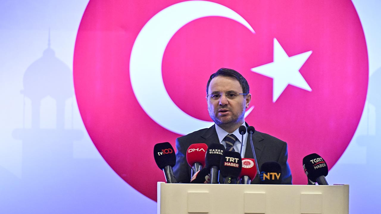 Akın Gürlek’ten Özgür Özel’e ‘Mal Varlığı’ Yanıtı: Açık Bir Algı Operasyonu ve Karalama Kampanyası! Yasal Süreci Derhal Başlatıyorum