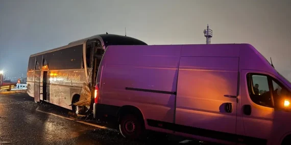 Sakarya’da Zincirleme Kaza: 6 Yaralı
