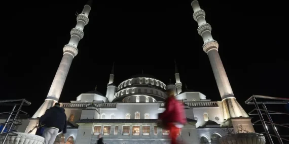 Kadir Gecesi Ankara’da İdrak Edildi